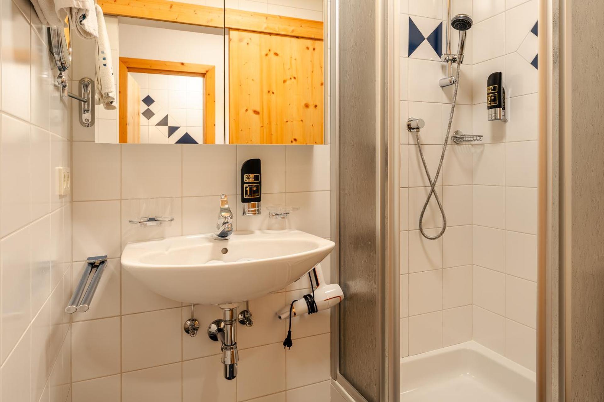 Hotel Haus Binter Weissensee Zewnętrze zdjęcie